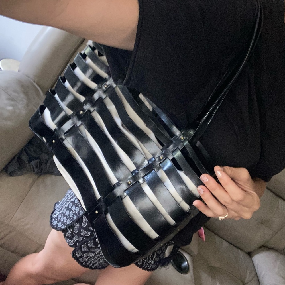 Monsac Purse Black Leather Shoulder Bag - Picture 11 of 11